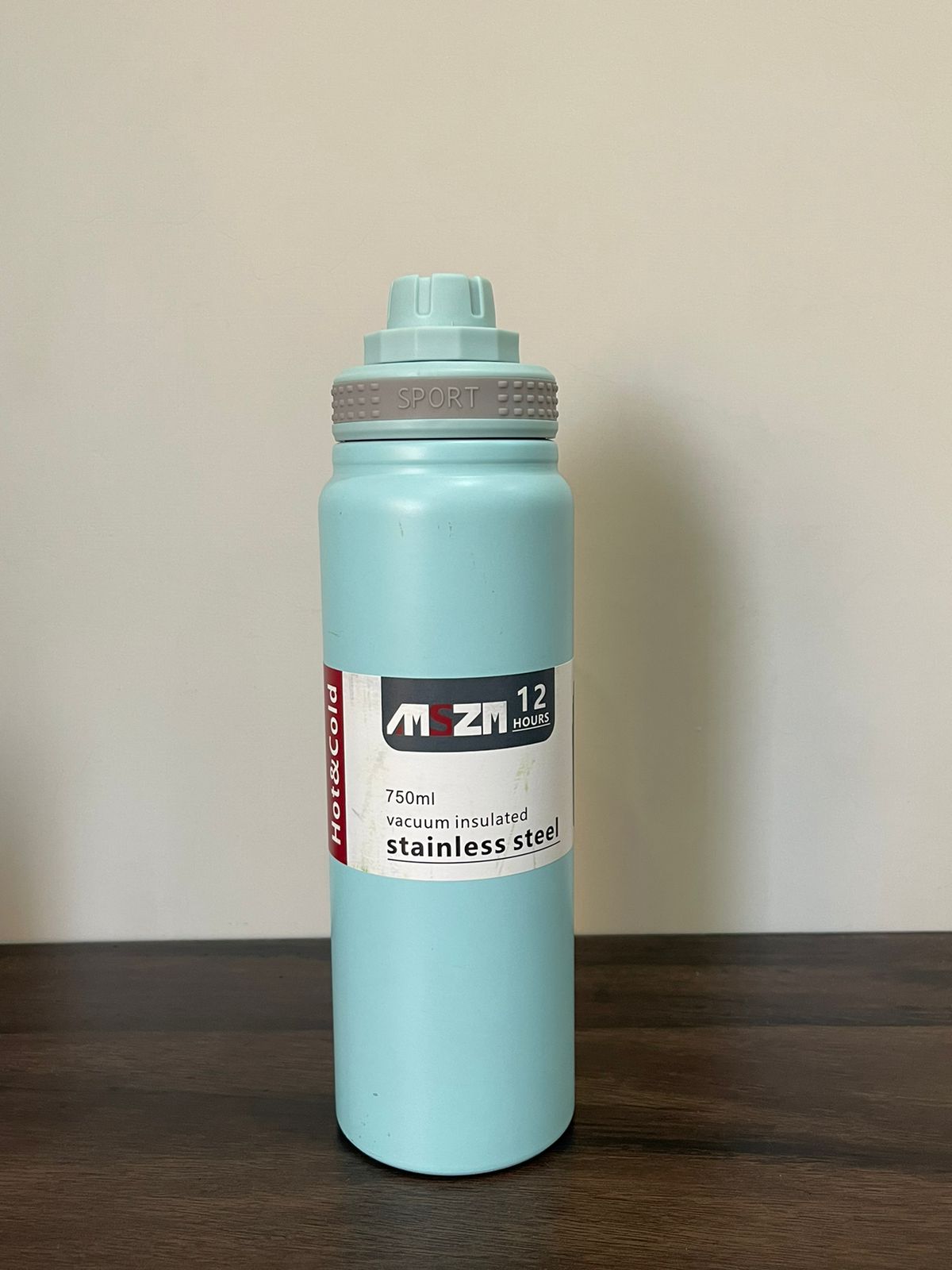 Water bottle Hot and Cold 750 ml